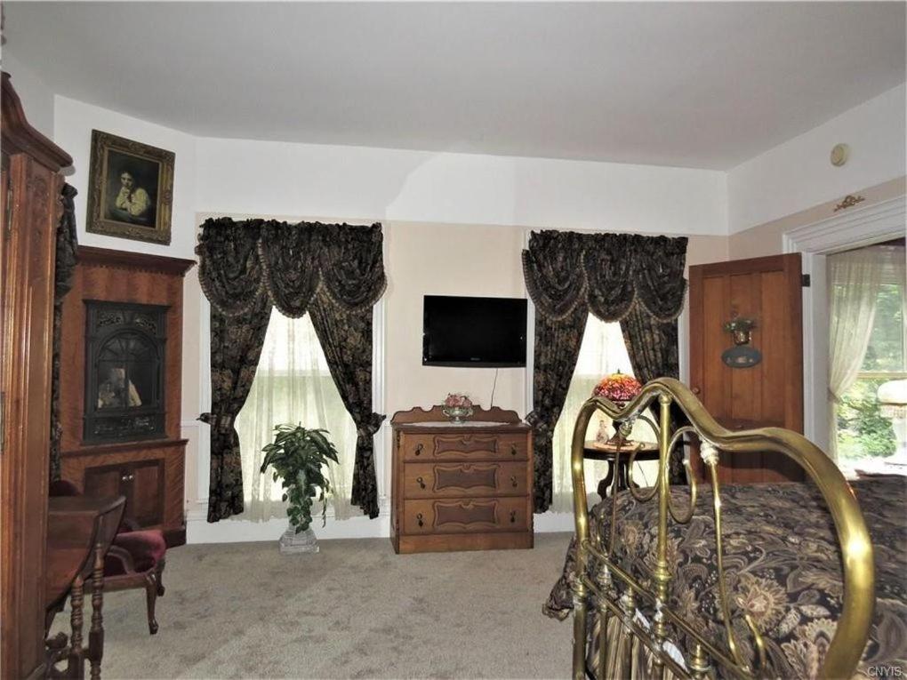 Raindrops On Roses Bed & Breakfast Herkimer Екстер'єр фото